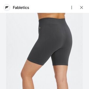 FABLETICS SEAMLESS BIKER SHORTS